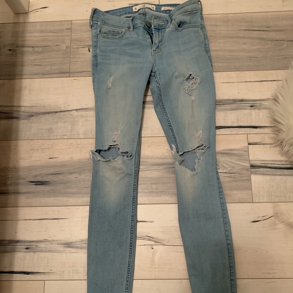 Hollister skinny ripped jeans